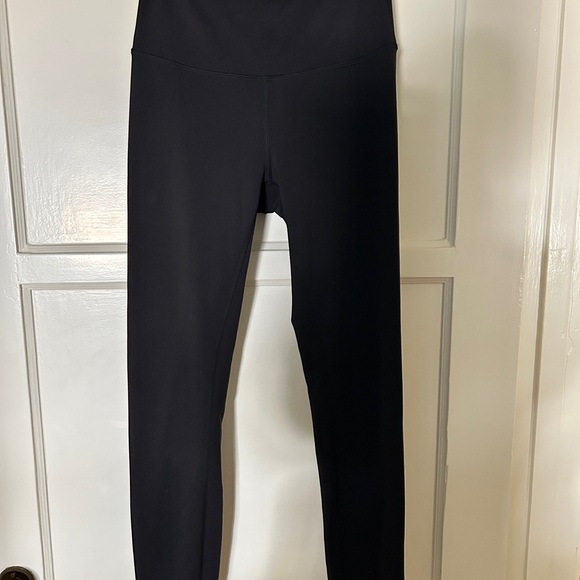 Lululemon Wunder Train High-Rise Leggings 25” sz 6 black - Picture 7 of 8